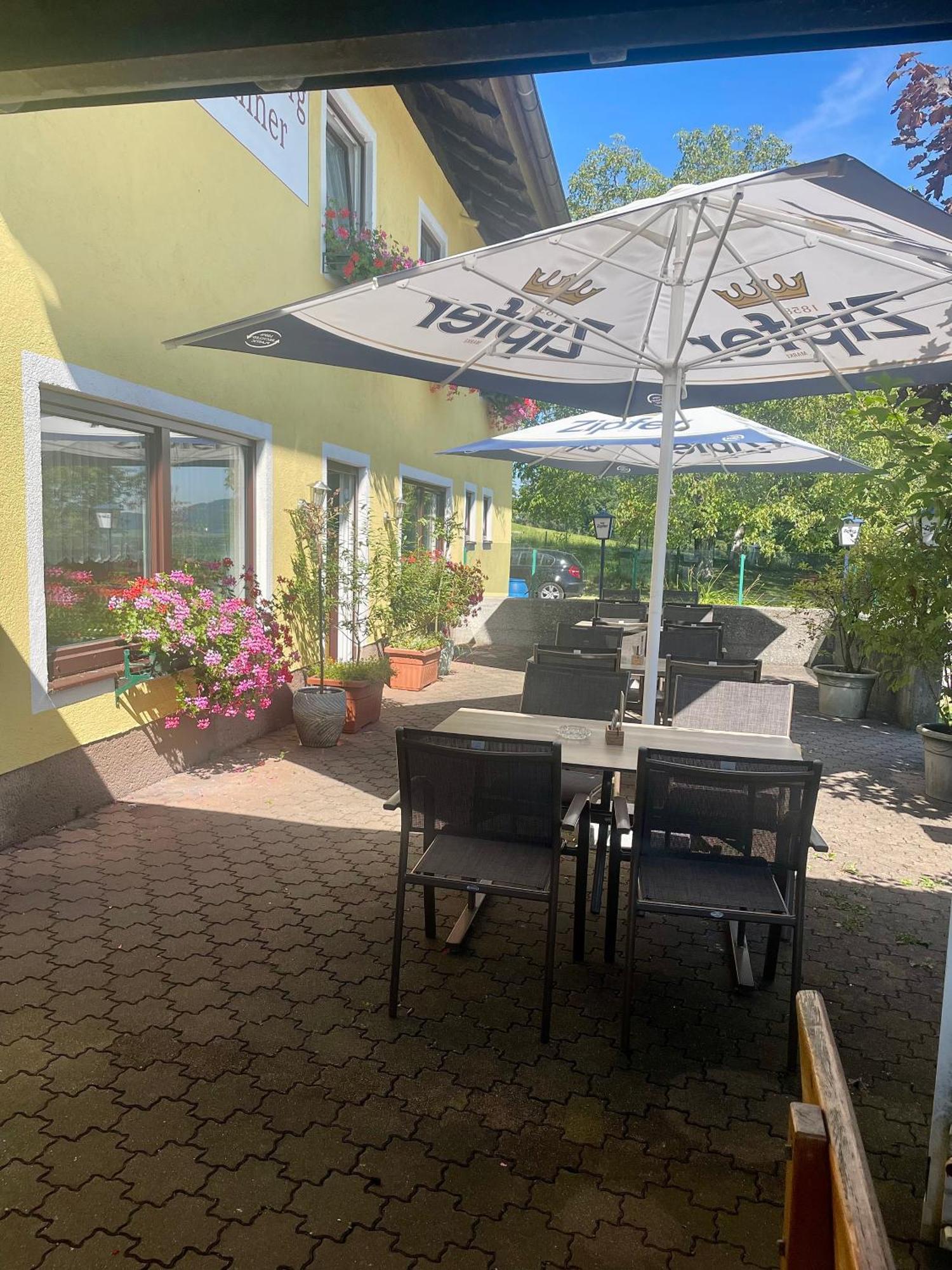 Gasthaus Eggerberg Neumarkt am Wallersee Exteriör bild